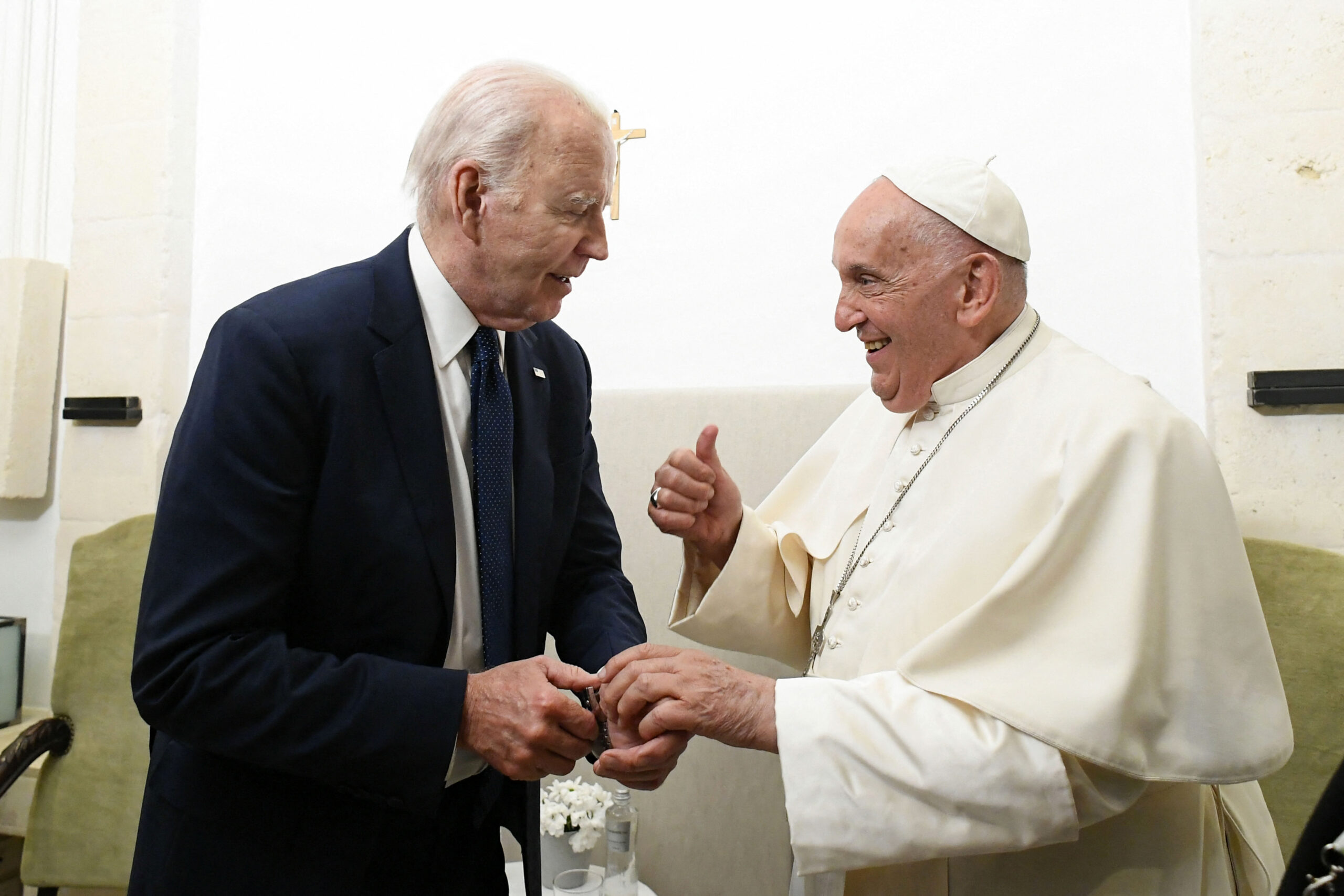 Biden a Roma a gennaio: vedrà il Papa, Mattarella, Meloni