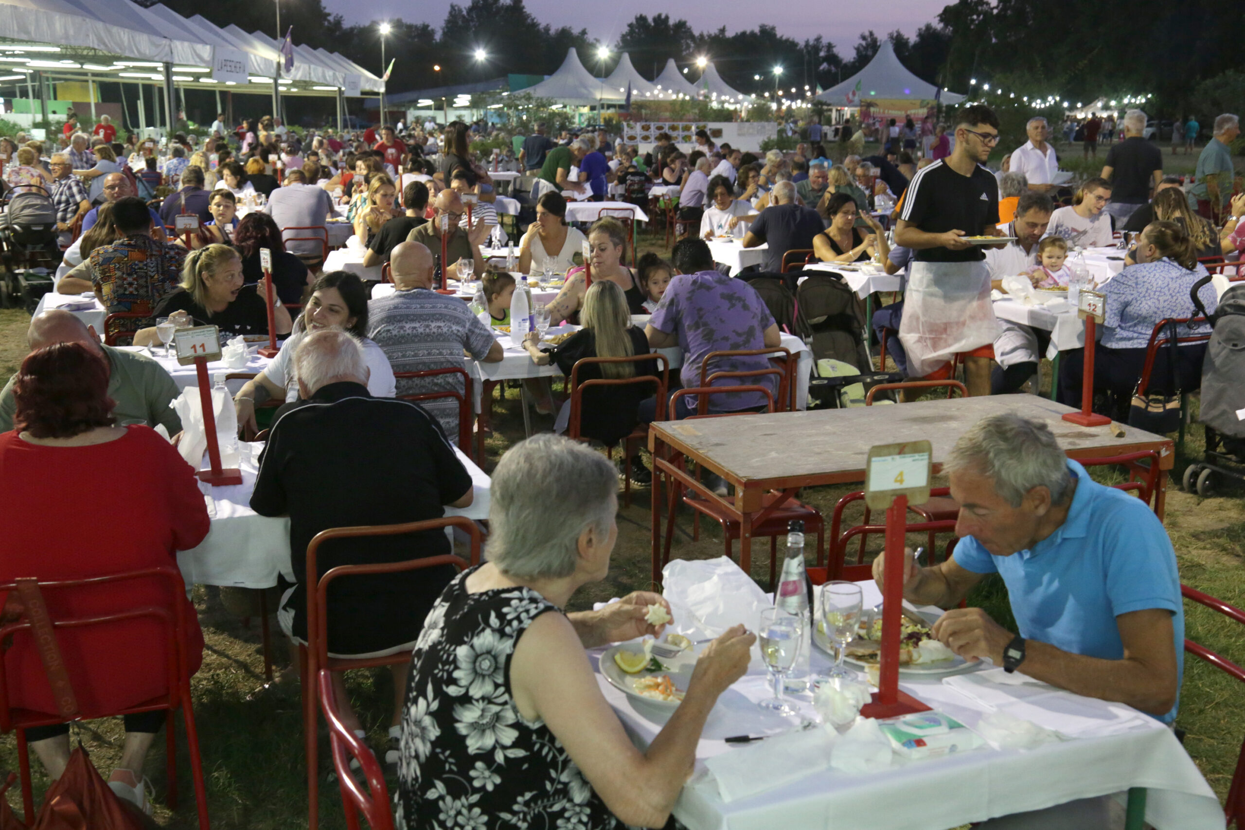 Più giovani,  se si mangia di meno