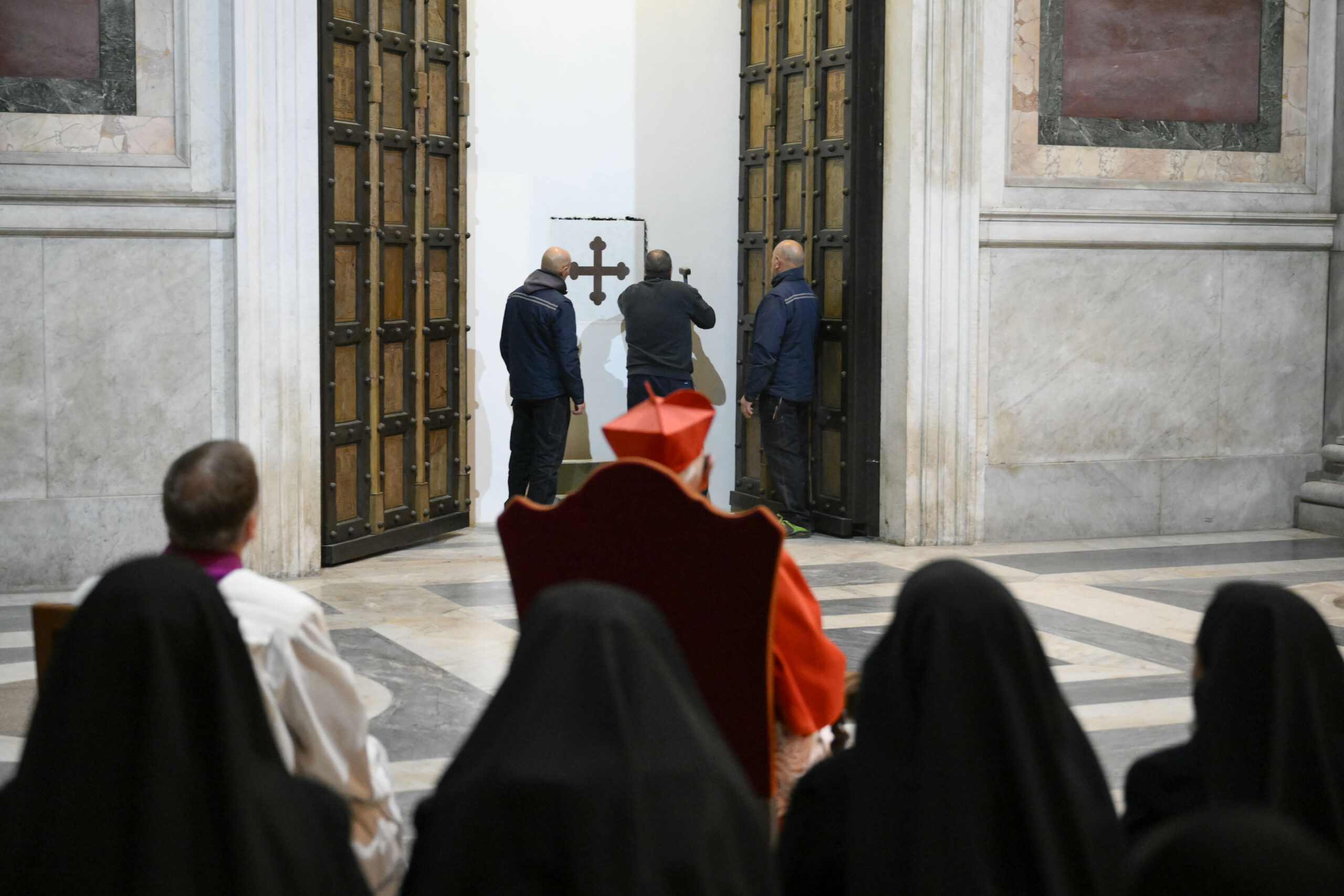 Aperta Porta Santa di “San Paolo fuori le mura”