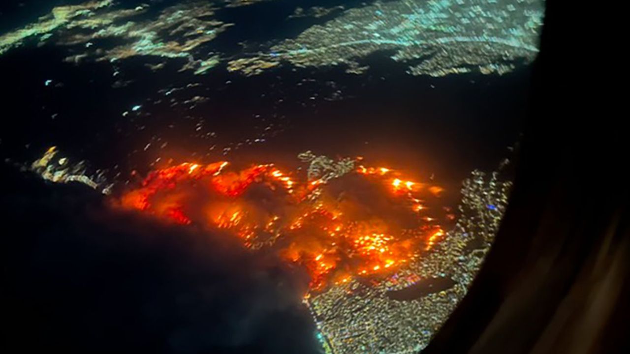 Incendi di Los Angeles visti dalla Stazione Spaziale Internazionale