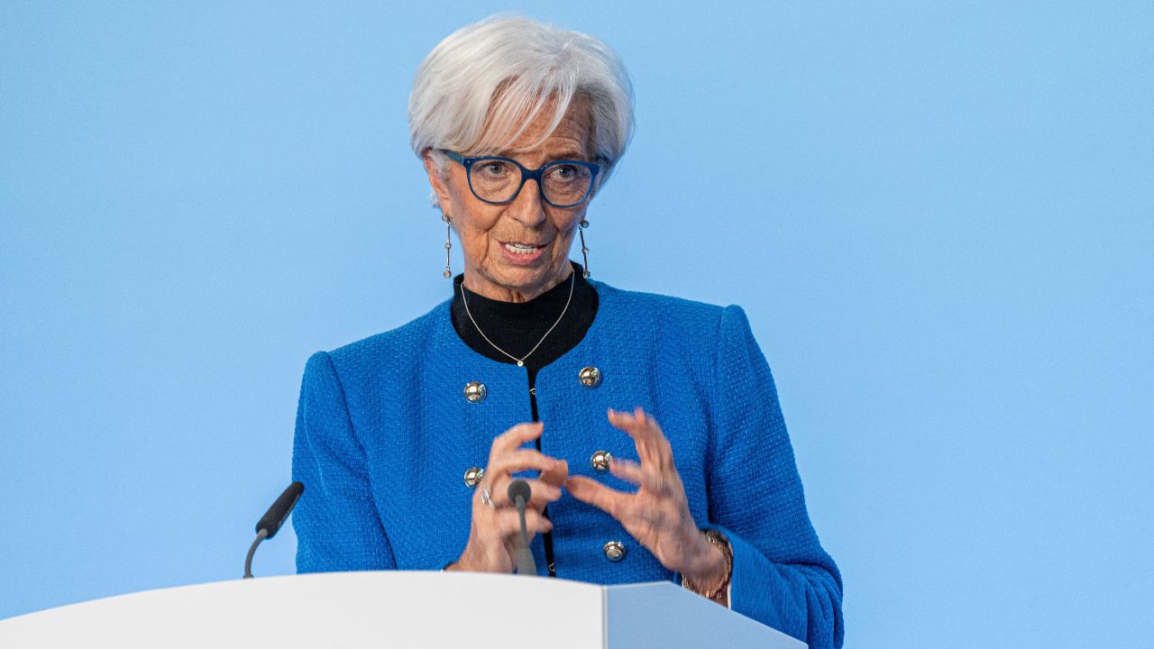 Lagarde avverte: “clima rischi inflazione da shock dazi e difesa”